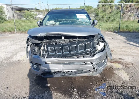 2018 Jeep Compass Latitude 4X4 from USA, damaged, VIN 3C4NJDBB2JT162614